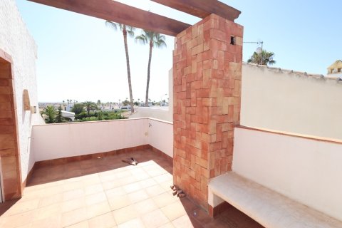 Villa à vendre Alicante, Espagne, 4 chambres, 189 m2 No. 137856 - photo 17