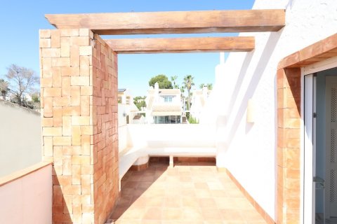 Villa à vendre Alicante, Espagne, 4 chambres, 189 m2 No. 137856 - photo 18
