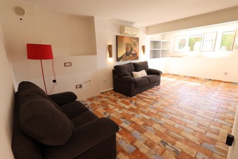 Villa à vendre Alicante, Espagne, 4 chambres, 189 m2 No. 137856 - photo 15