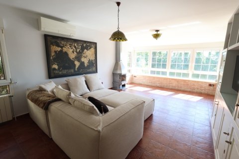 Villa à vendre Alicante, Espagne, 4 chambres, 189 m2 No. 137856 - photo 4