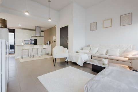 Huoneisto myytävänä Alicante, Espanja, 2 makuuhuonetta, 125 m2 No. 137851 - kuva 3