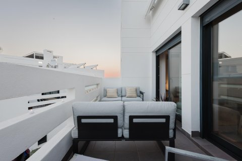Huoneisto myytävänä Alicante, Espanja, 2 makuuhuonetta, 125 m2 No. 137851 - kuva 13