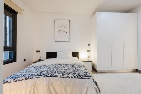 Huoneisto myytävänä Alicante, Espanja, 2 makuuhuonetta, 125 m2 No. 137851 - kuva 24