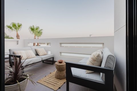 Huoneisto myytävänä Alicante, Espanja, 2 makuuhuonetta, 125 m2 No. 137851 - kuva 1