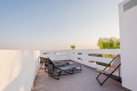 Huoneisto myytävänä Alicante, Espanja, 2 makuuhuonetta, 125 m2 No. 137851 - kuva 2