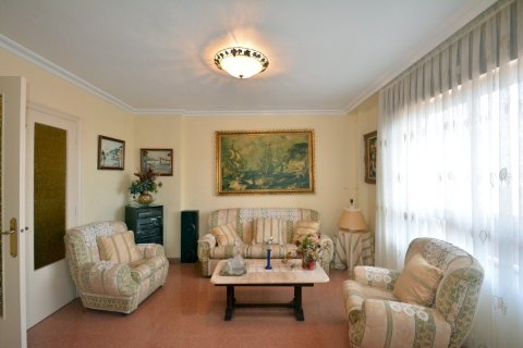 Apartment for sale Guardamar del Segura, Alicante, Spain 4 bedrooms, 124 sq.m. No. 137852 - photo 16