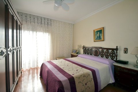 Apartment for sale Guardamar del Segura, Alicante, Spain 4 bedrooms, 124 sq.m. No. 137852 - photo 12
