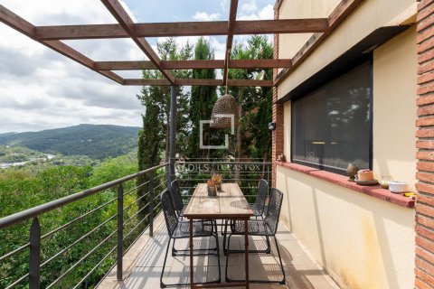 Huvila myytävänä La Floresta, Barcelona, Espanja, 4 makuuhuonetta, 260 m2 No. 160851 - kuva 12