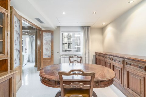 Appartamento in vendita a Barcelona, Spagna 4 camere da letto, 229 mq. N° 160849 - foto 8