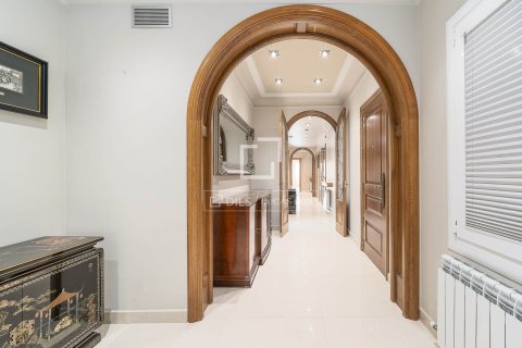 Appartamento in vendita a Barcelona, Spagna 4 camere da letto, 229 mq. N° 160849 - foto 15