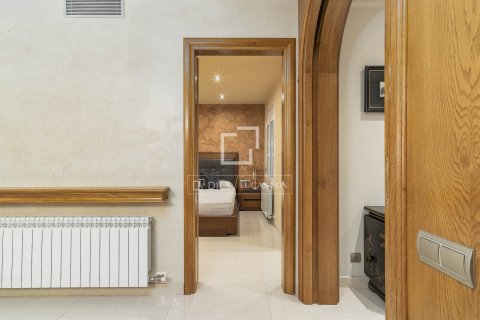 Appartamento in vendita a Barcelona, Spagna 4 camere da letto, 229 mq. N° 160849 - foto 10