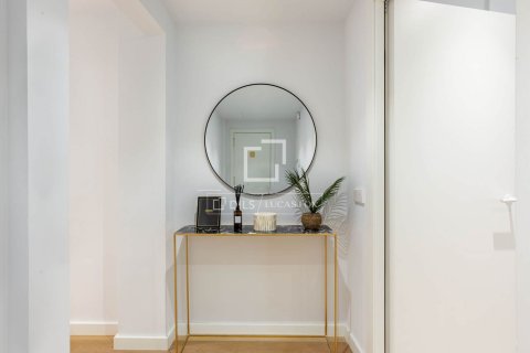 Dzīvoklis pārdošanā Barcelona, Spānijā 3 istabas, 120 m2 Nr. 160845 - attēls 9