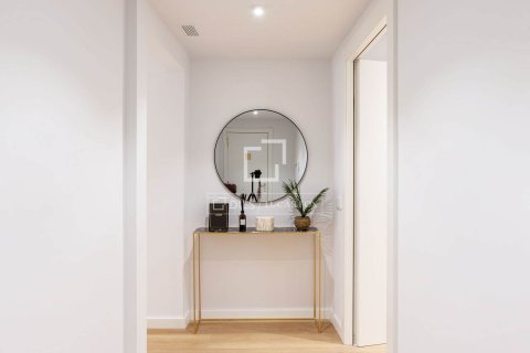 Dzīvoklis pārdošanā Barcelona, Spānijā 3 istabas, 120 m2 Nr. 160845 - attēls 10