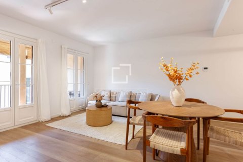 Apartment in Barcelona, Spain 3 bedrooms, 120 sq.m. No. 160845