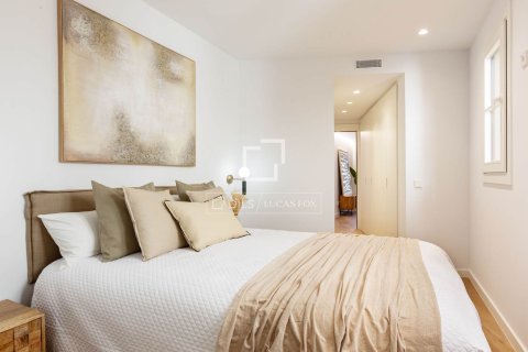 Dzīvoklis pārdošanā Barcelona, Spānijā 3 istabas, 120 m2 Nr. 160845 - attēls 12