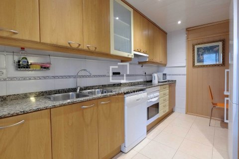 Dzīvoklis pārdošanā Gava, Barcelona, Spānijā 4 istabas, 103 m2 Nr. 160846 - attēls 6