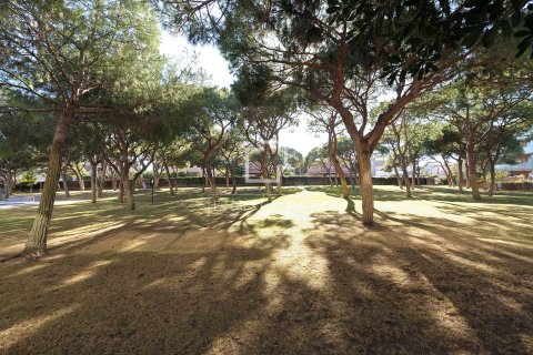 Dzīvoklis pārdošanā Gava, Barcelona, Spānijā 4 istabas, 103 m2 Nr. 160846 - attēls 19