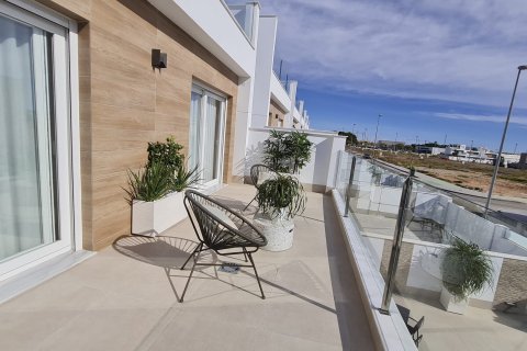 Villa en venta San Pedro del Pinatar, Murcia, España 3 dormitorios, 111 m2 No. 136422 - foto 12