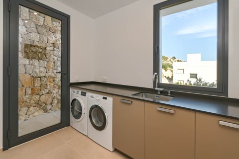 Villa till salu Calpe, Alicante, Spanien 4 sovrum, 418 kvm. Nr. 136424 - foto 18