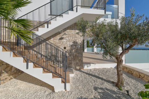 Villa till salu Calpe, Alicante, Spanien 4 sovrum, 418 kvm. Nr. 136424 - foto 12