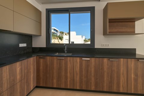 Villa till salu Calpe, Alicante, Spanien 4 sovrum, 418 kvm. Nr. 136424 - foto 23