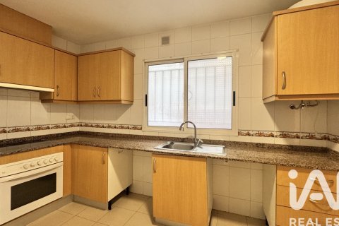 Lägenhet till salu i Alicante, Spanien 3 sovrum, 106 kvm. Nr. 172889 - foto 7