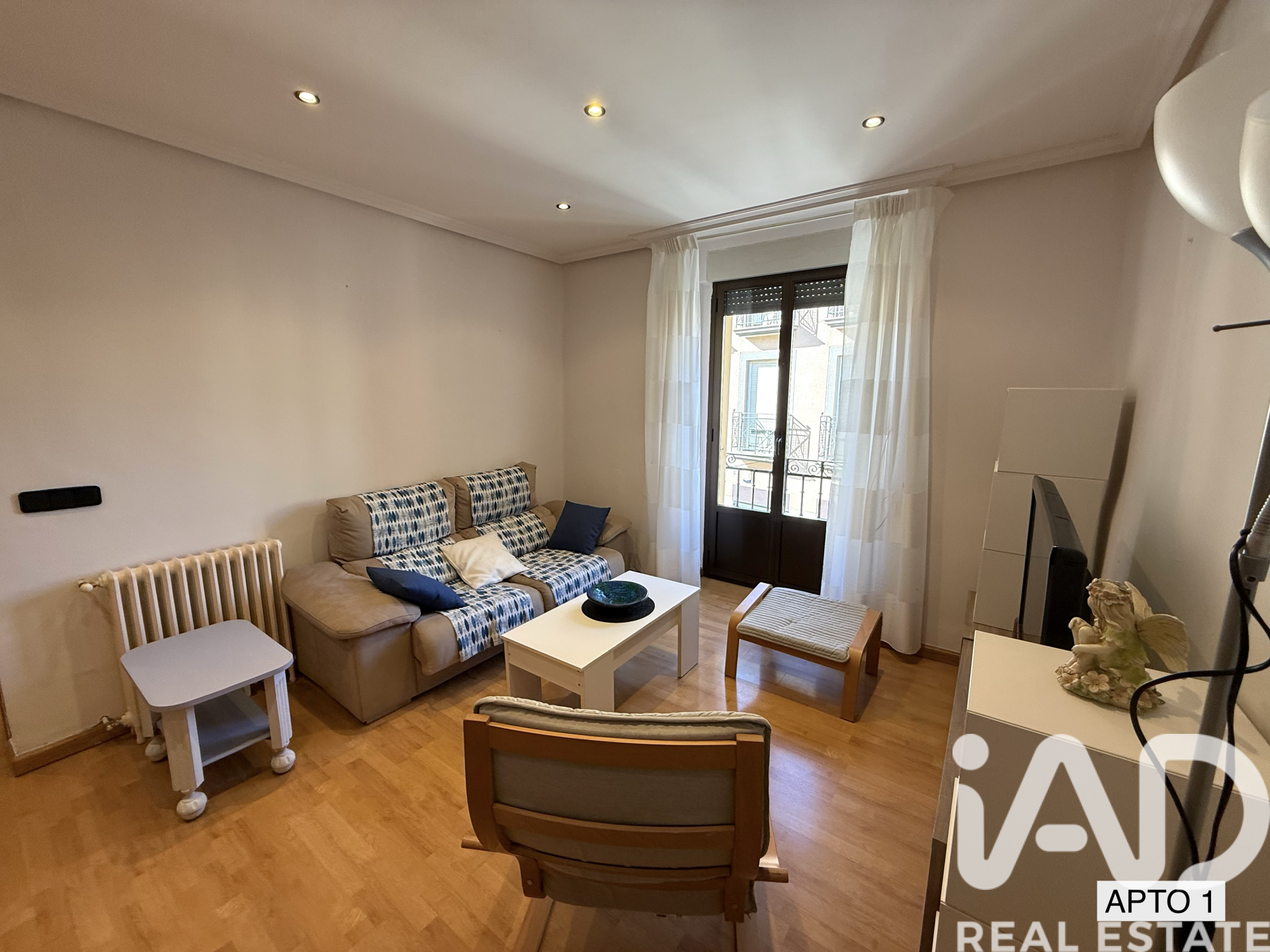 Commercial property à Leon, Espagne 244 m2 No. 172959