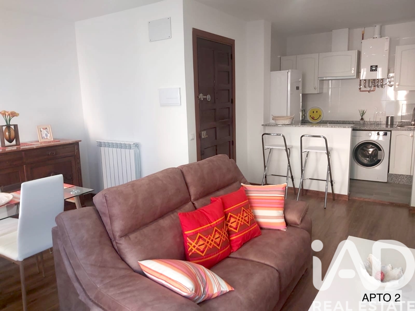 Commercial property à Leon, Espagne 244 m2 No. 172959