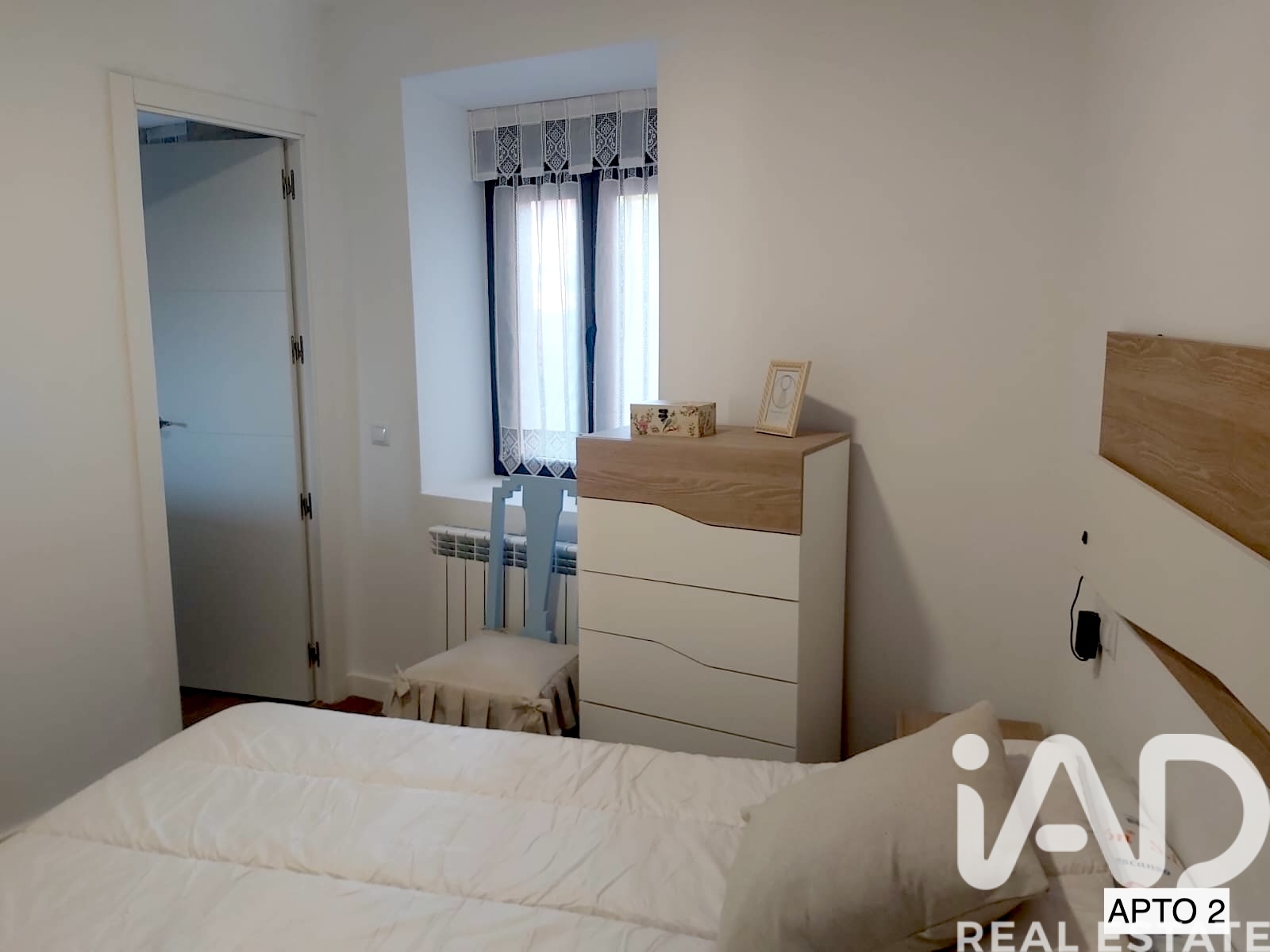 Commercial property à Leon, Espagne 244 m2 No. 172959