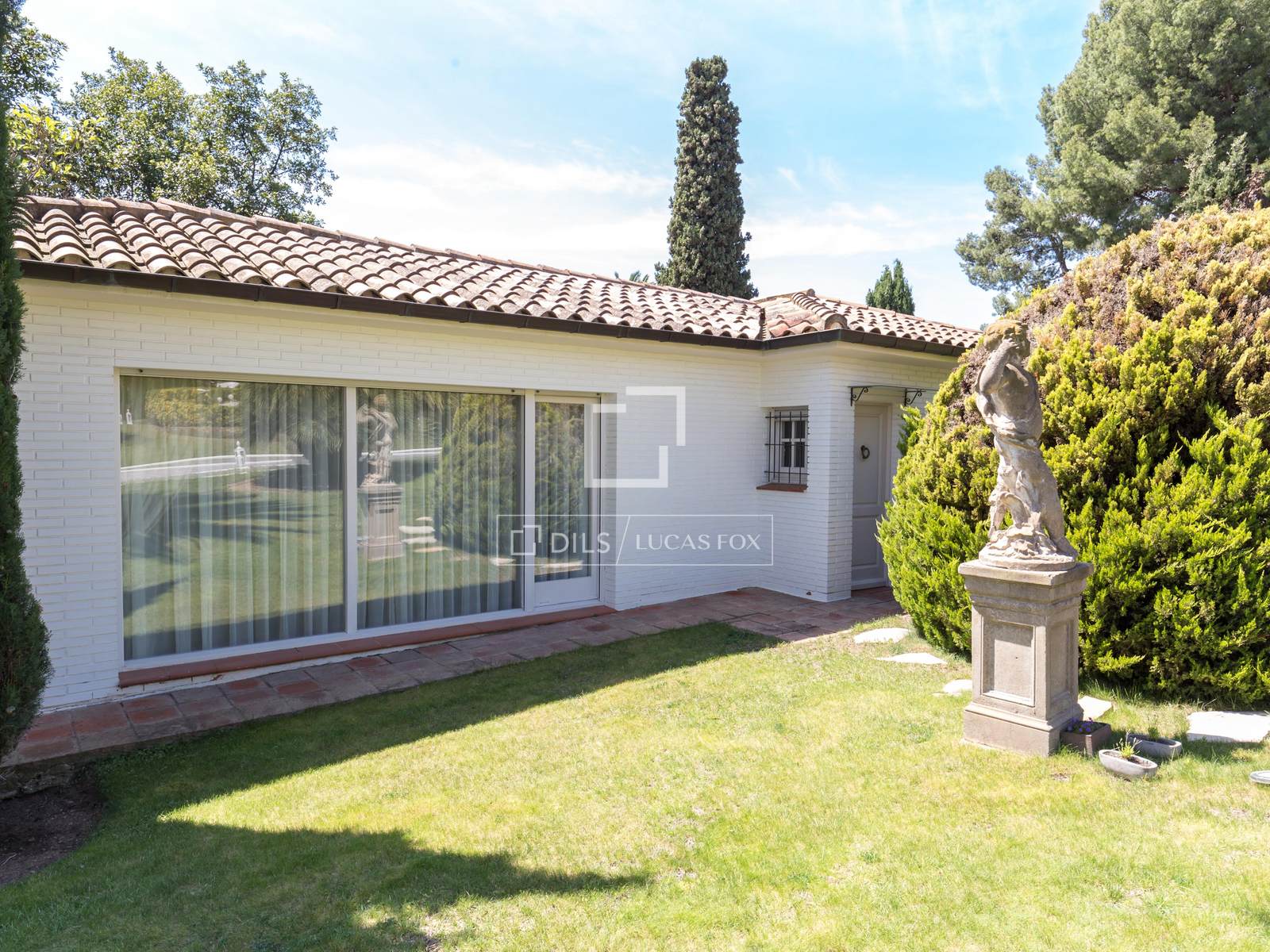 Zamek w Sant Just Desvern, Barcelona, Hiszpania 9 sypialni, 734 mkw. nr 192602