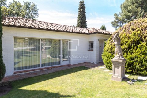 Castles for sale in Sant Just Desvern, Barcelona, Spain 9 bedrooms, 734 sq.m. No. 192602 - photo 27