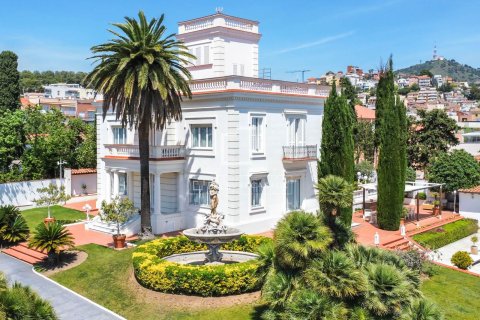 Castles for sale in Sant Just Desvern, Barcelona, Spain 9 bedrooms, 734 sq.m. No. 192602 - photo 4
