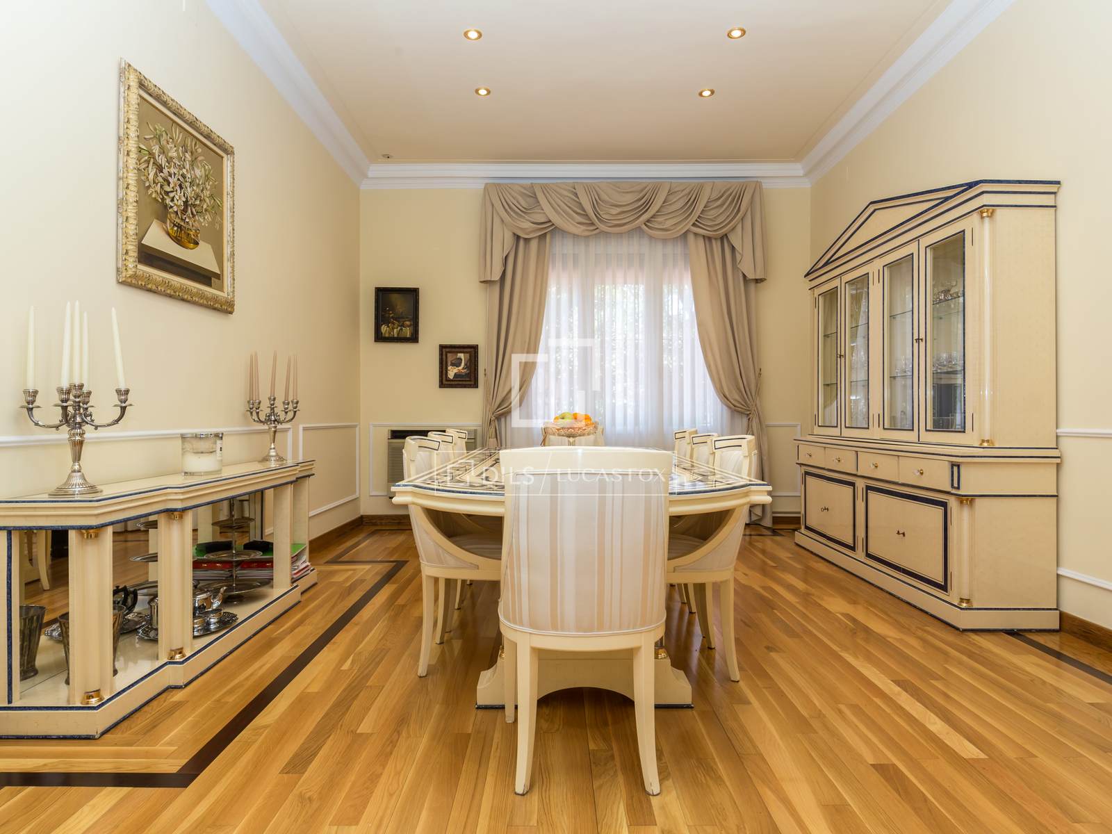 Zamek w Sant Just Desvern, Barcelona, Hiszpania 9 sypialni, 734 mkw. nr 192602