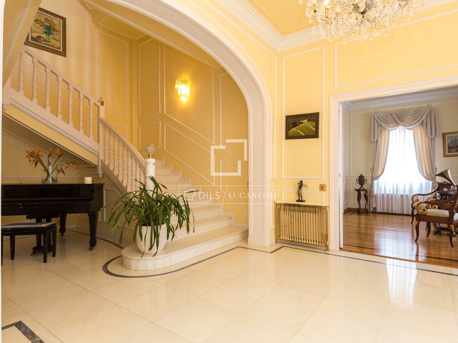 Zamek w Sant Just Desvern, Barcelona, Hiszpania 9 sypialni, 734 mkw. nr 192602