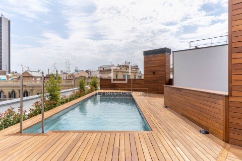 Apartment for sale in Barcelona, Spain 3 bedrooms, 109 sq.m. No. 192604 - photo 4