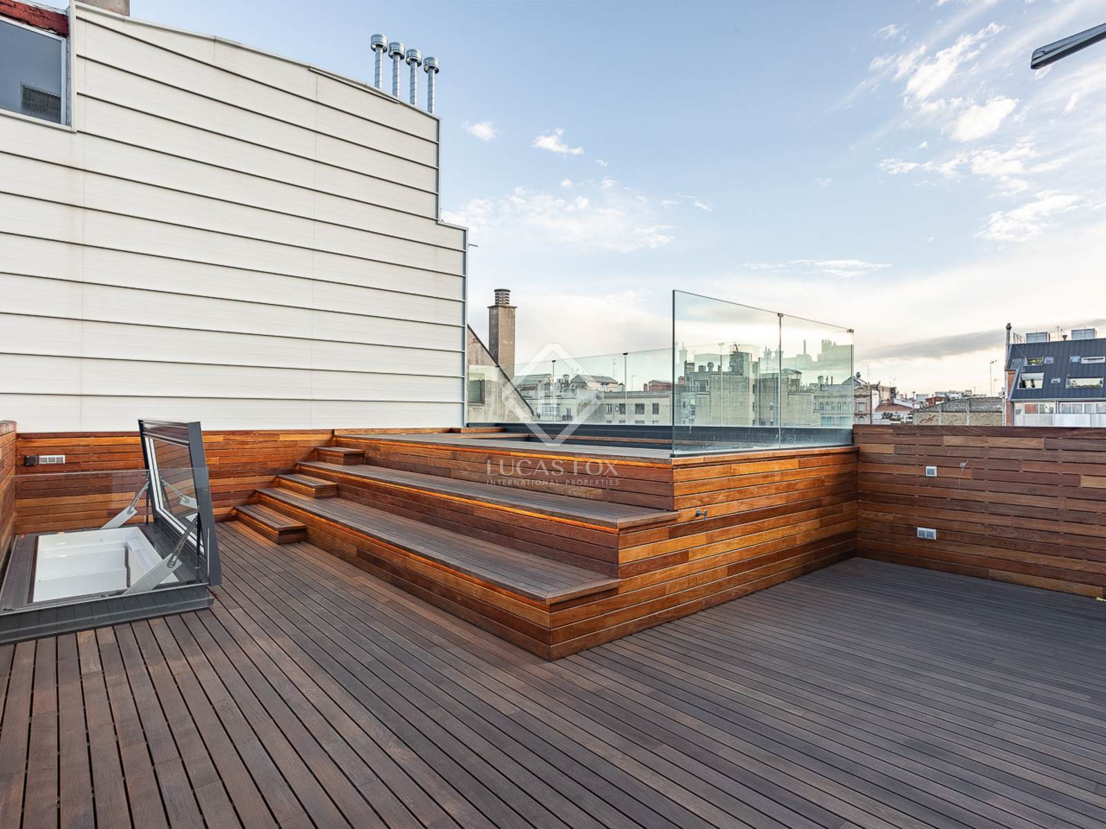 Huoneisto Barcelona, Espanja 3 makuuhuonetta, 134 m2 No. 192606