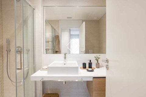 Apartment for sale in Barcelona, Spain 3 bedrooms, 94 sq.m. No. 192603 - photo 18
