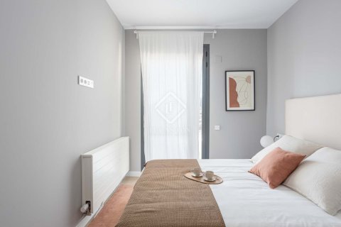 Apartment for sale in Barcelona, Spain 3 bedrooms, 94 sq.m. No. 192603 - photo 8