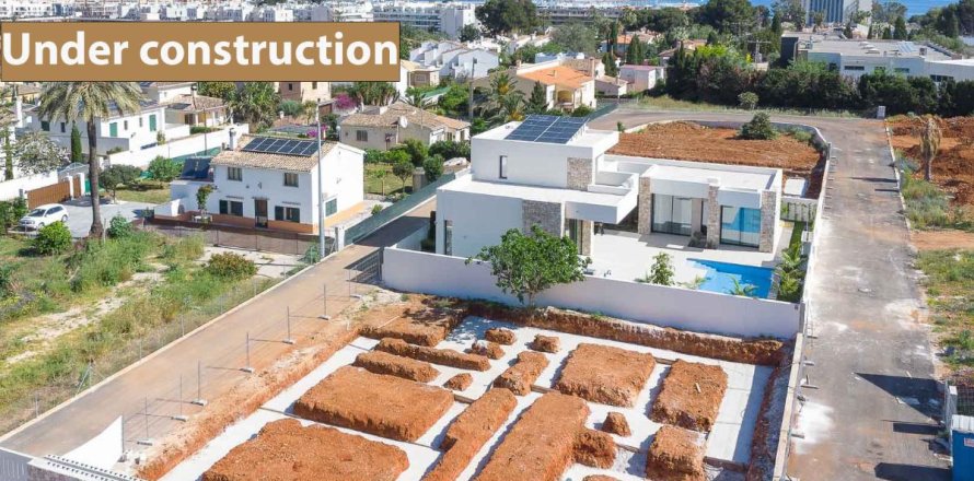 Villa in Denia, Alicante, Spain 3 bedrooms, 264 sq.m. No. 149055