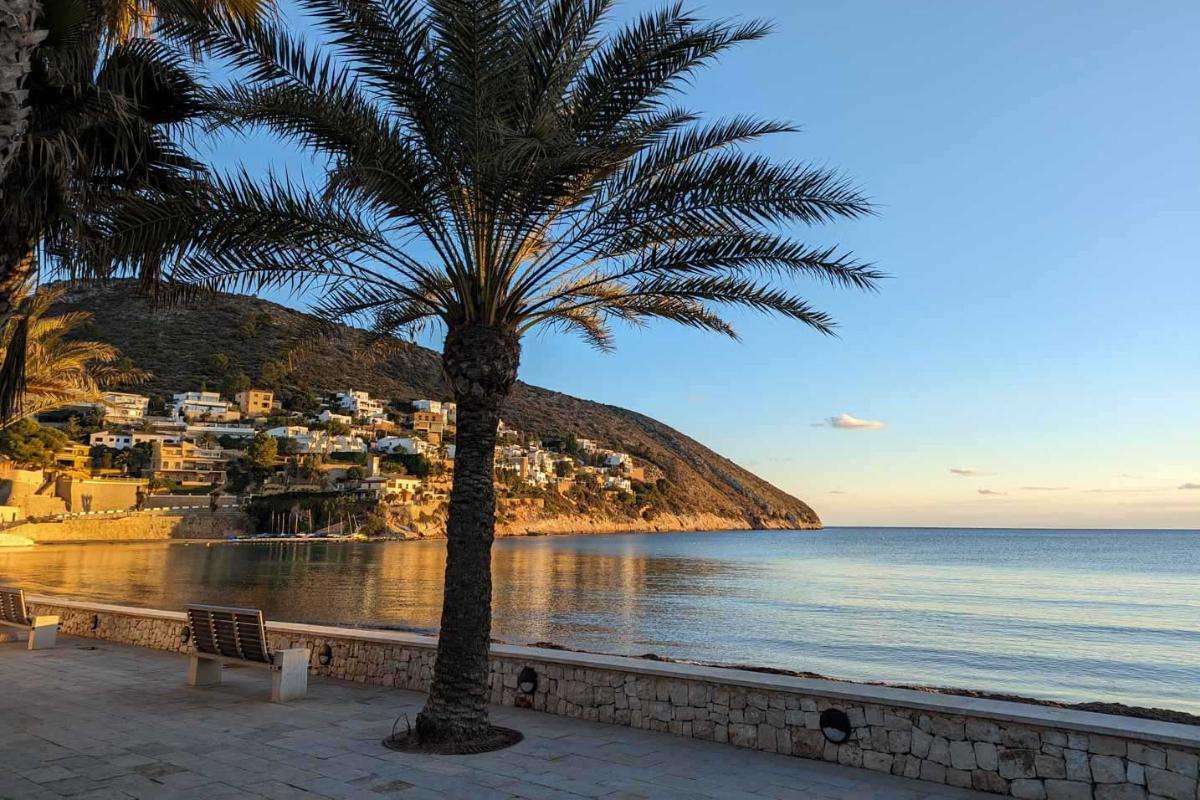 Villa a Moraira, Alicante, Spagna 3 camere da letto, 349 mq. N° 149059