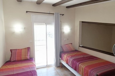 Talo myytävänä L'Ametlla de Mar, Tarragona, Espanja, 4 makuuhuonetta, 255 m2 No. 153231 - kuva 6