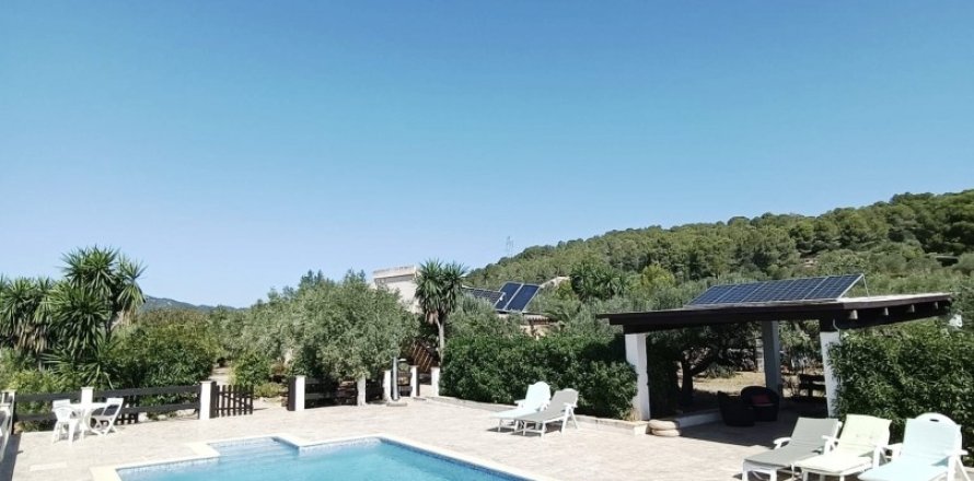 Talo L'Ametlla de Mar, Tarragona, Espanja 4 makuuhuonetta, 255 m2 No. 153231