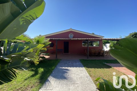 Casa a Chiclana de la Frontera, Cadiz, Spagna 13 camere da letto, 581 mq. N° 153226