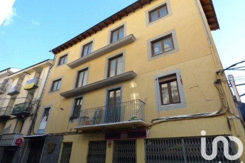 Proprietà commerciale a Puigcerda, Girona, Spagna 850 mq. N° 153229