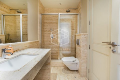 Appartamento in affitto a Barcelona, Spagna 4 camere da letto, 210 mq. N° 147743 - foto 17