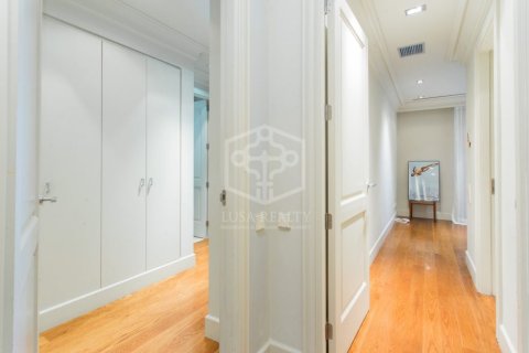 Appartamento in affitto a Barcelona, Spagna 4 camere da letto, 210 mq. N° 147743 - foto 22