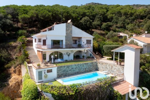 Casa a Alella, Barcelona, Spagna 4 camere da letto, 975 mq. N° 153177