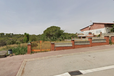 Land plot for sale in Caldes de Montbui, Barcelona, Spain No. 186461 - photo 3