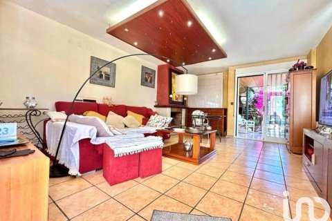 Продажа дома в Гандия, Валенсия, Испания 3 спальни, 130м2 №153965 - фото 2