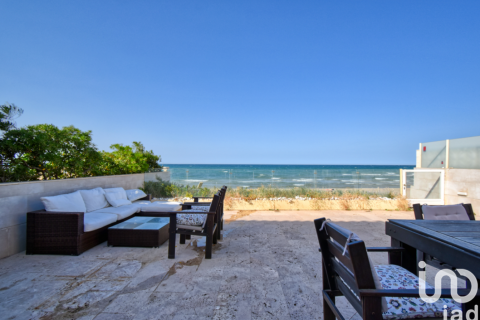 Hus i Les Marines, Alicante, Spanien 4 sovrum, 101 kvm. Nr. 153962